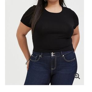NWT Torrid super soft crop tee